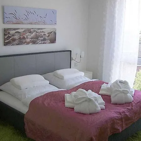 With 2 Bedrooms Holiday home *
